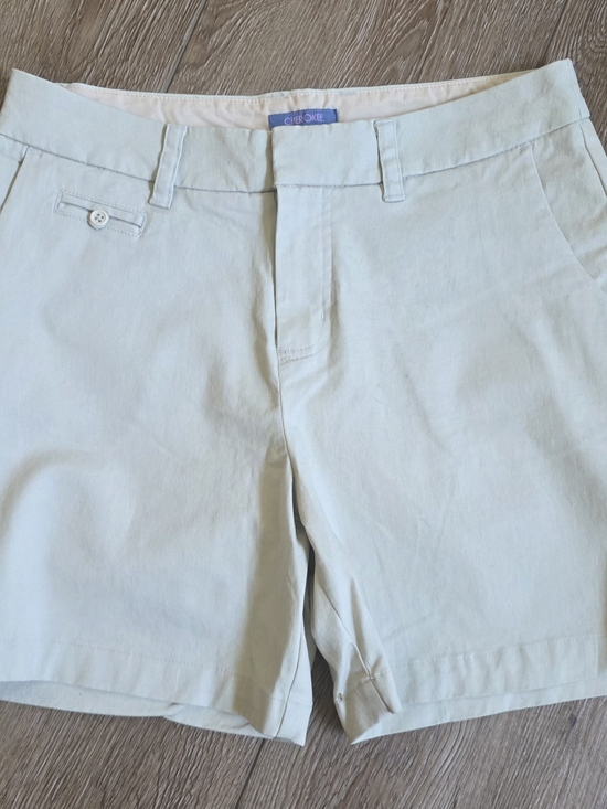 Cherokee Pants - Cherokee Women’s Flat-Front Cream Shorts